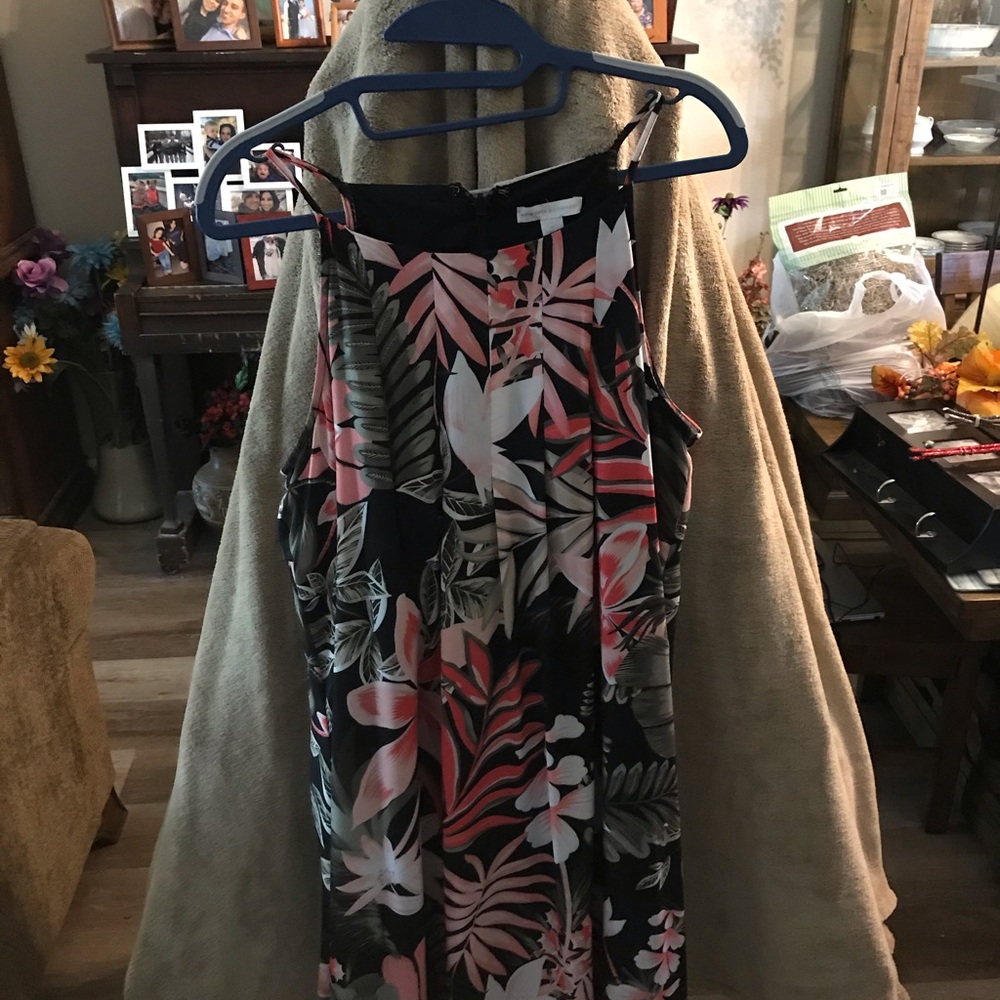 Dressing spaghetti stap dress